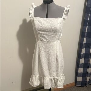 Chic White Ruffle Mini Dress